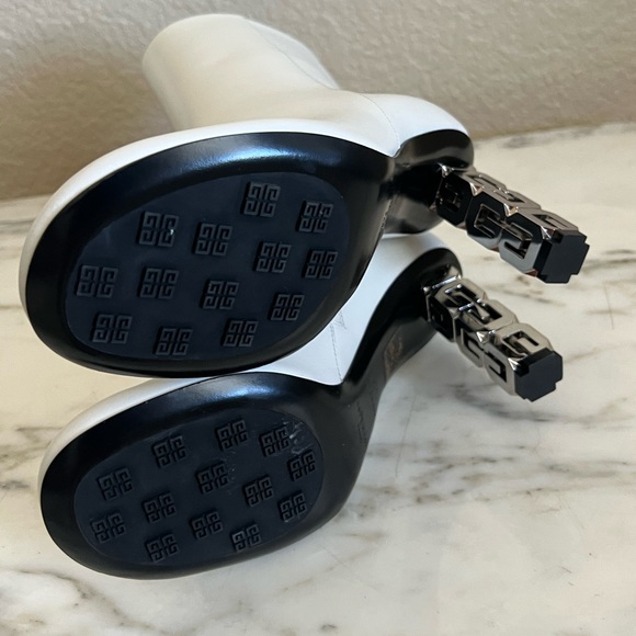 Givenchy G Cube White Booties Shoes 2023 Current $1250 - Picture 4 of 16